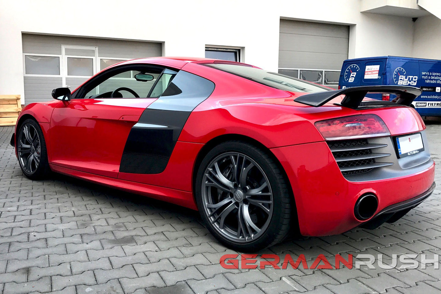 Wing GT HI Style for Audi R8 2007-2015 in Carbon Fiber or Fiberglass