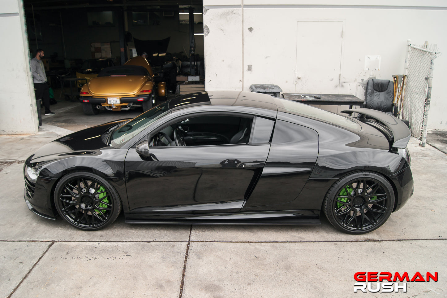 Side Splitter for Audi R8 2007-2015 in Carbon Fiber or Fiberglass