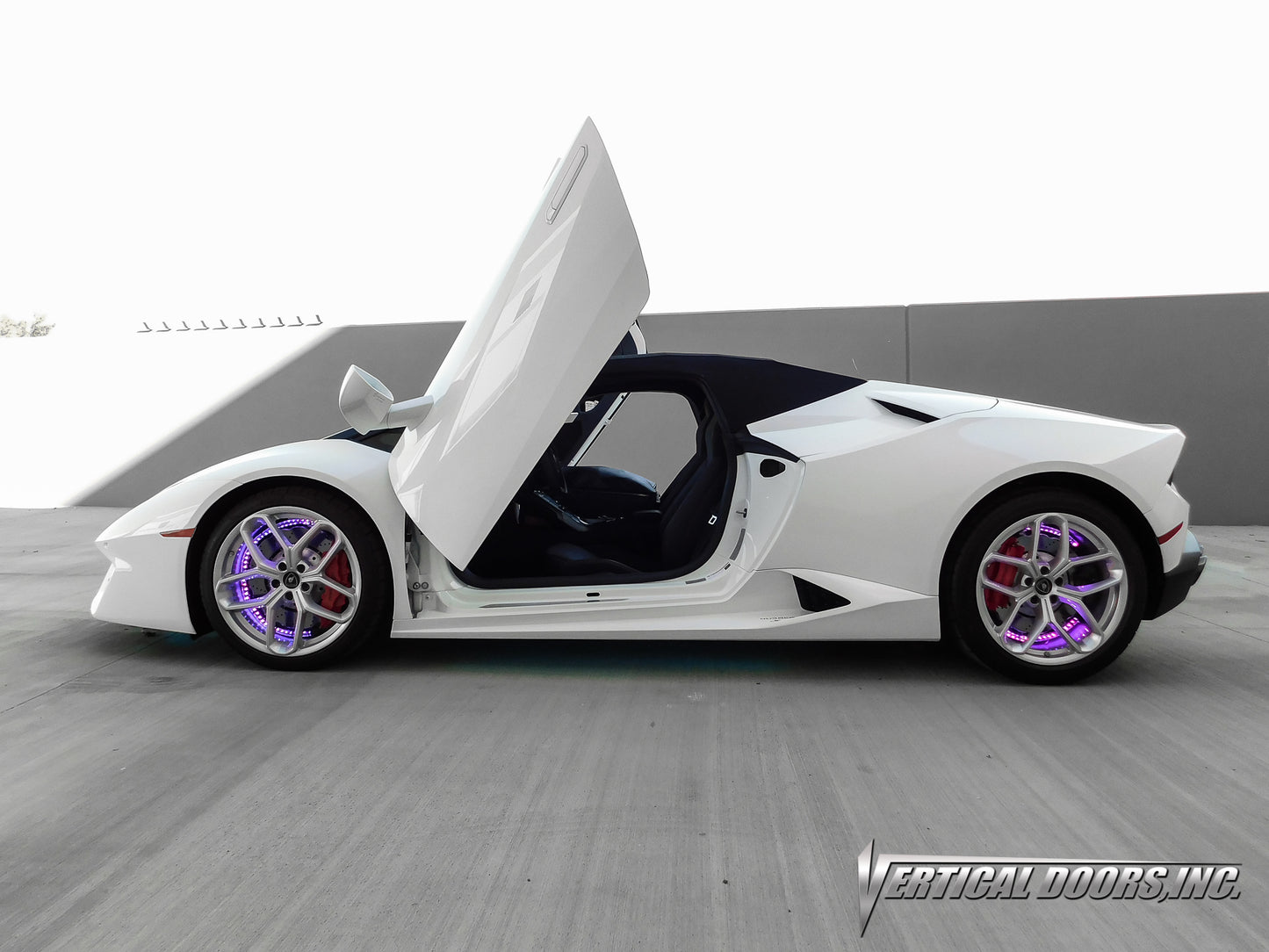 Lamborghini Huracan 2014-2019 Vertical Lambo Doors Conversion KIt, made in the USA