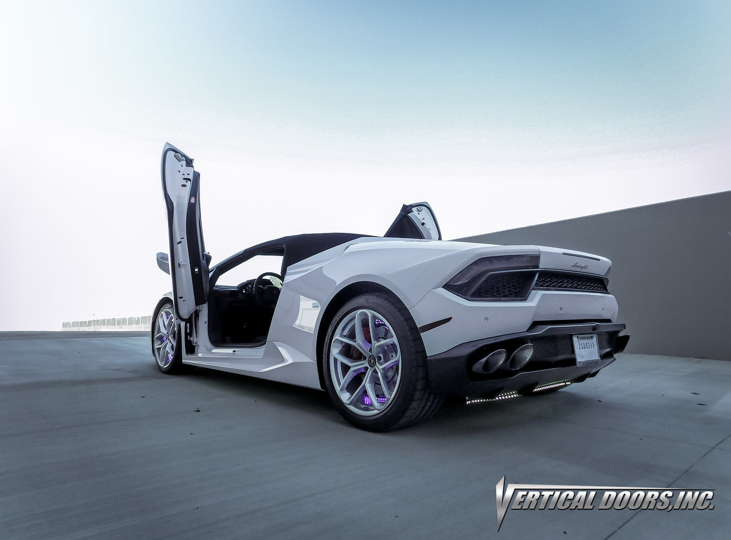 Lamborghini Huracan 2014-2019 Vertical Lambo Doors Conversion KIt, made in the USA