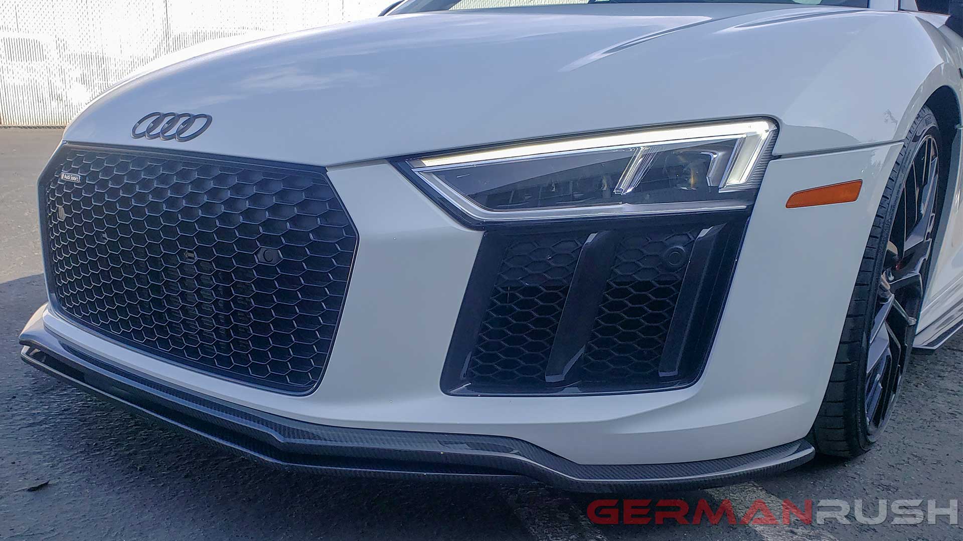 Front Splitter German Rush Dual in Carbon Fiber for Audi R8 4S