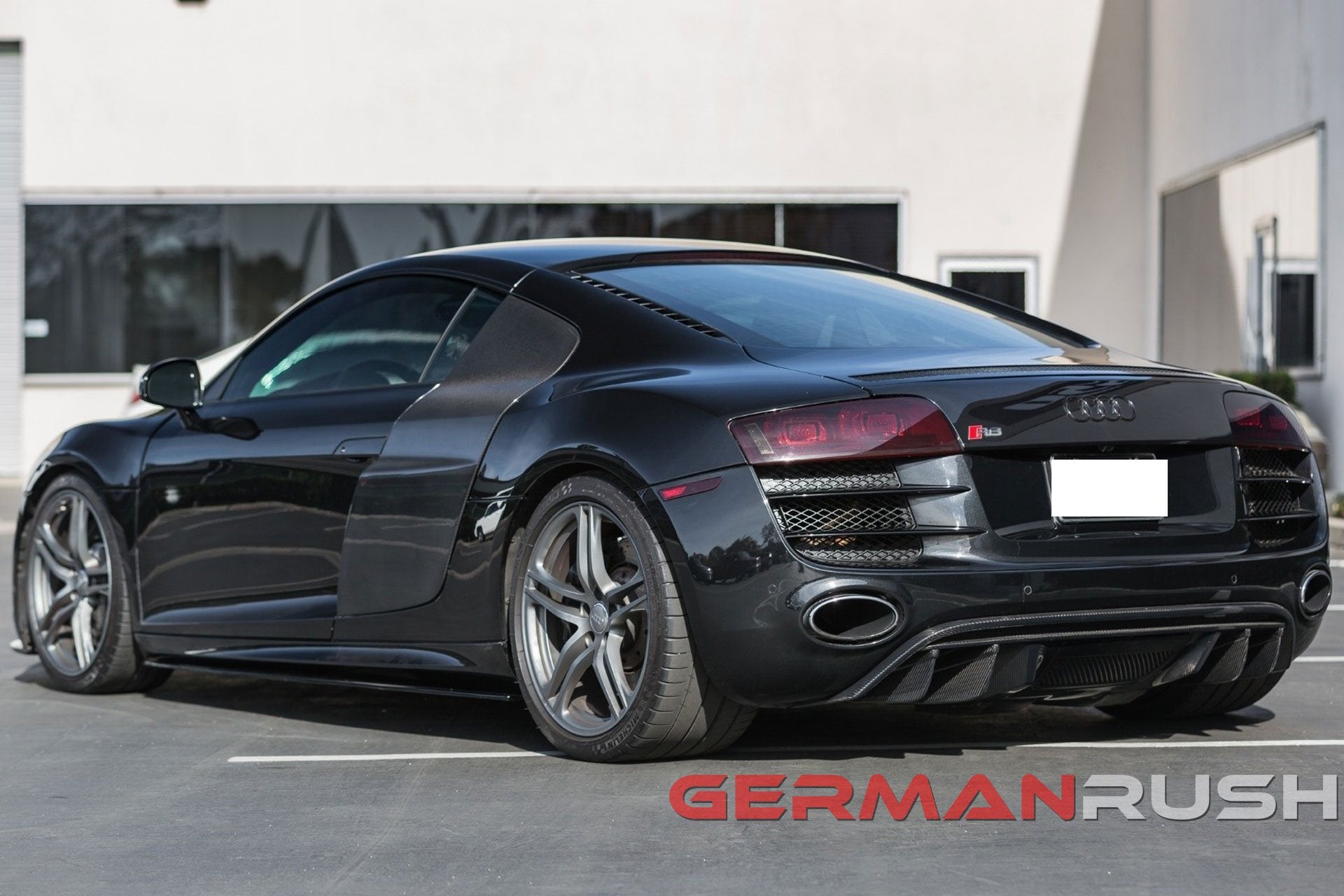 Rear Diffuser V10 Style with fins for Audi R8 2009-2012 in Carbon Fibe ...